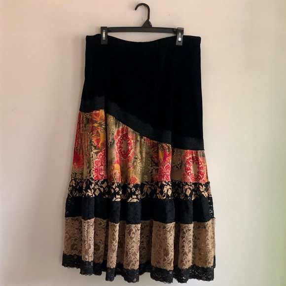 Coldwater Creek Dresses & Skirts - HP 🎉 Coldwater Creek Velour & Lace Maxi Skirt